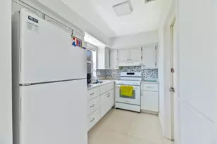 4810 NW 49th Dr, Tamarac, FL 33319 - Photo 7