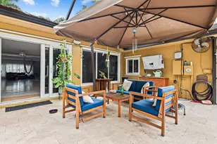 939 Buchanan St, Hollywood, FL 33019 - Photo 9