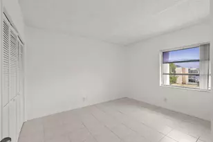 626 NW 13th St, Boca Raton, FL 33486 - Photo 9