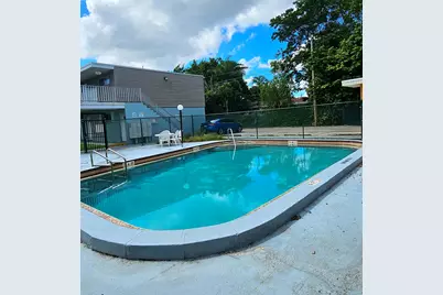 1501 Crescent Circle #E47, West Palm Beach, FL 33403 - Photo 11