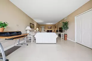 3100 N Palm Aire Dr, Pompano Beach, FL 33069 - Photo 9