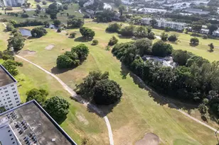 3100 N Palm Aire Dr, Pompano Beach, FL 33069 - Photo 23