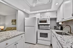 4038 Durham B, Deerfield Beach, FL 33442 - Photo 9