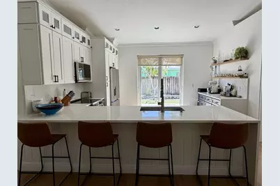 321 Princeton Drive, Lake Worth Beach, FL 33460 - Photo 9