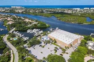 17081 Waterbend Dr, Jupiter, FL 33477 - Photo 37