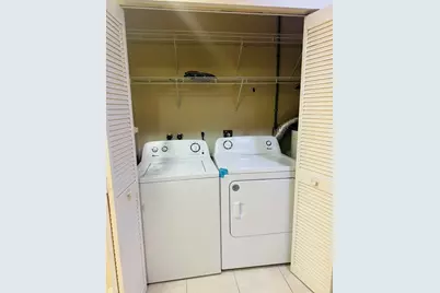 1005 Manor Drive #3d, Palm Springs, FL 33461 - Photo 7