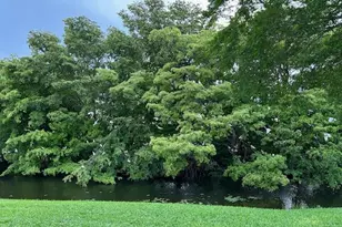 200 Lake Carol Dr, West Palm Beach, FL 33411 - Photo 3