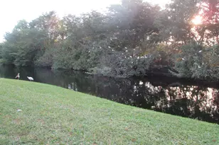 200 Lake Carol Dr, West Palm Beach, FL 33411 - Photo 17