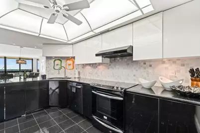 2400 Presidential Way #1906, West Palm Beach, FL 33401 - Photo 9