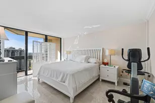 2400 Presidential Way, West Palm Beach, FL 33401 - Photo 15