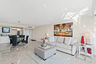 2400 Presidential Way, West Palm Beach, FL 33401 - Photo 3