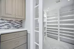 2901 S Palm Aire Dr, Pompano Beach, FL 33069 - Photo 27