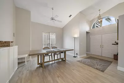 6866 Briarlake Circle, Palm Beach Gardens, FL 33418 - Photo 7