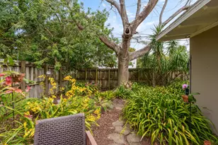 1617 NE 8th Ave, Fort Lauderdale, FL 33305 - Photo 35