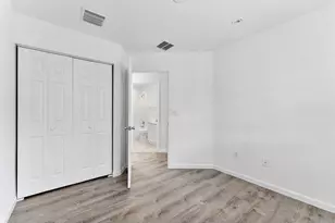 995 Abaco Ln, Riviera Beach, FL 33404 - Photo 17