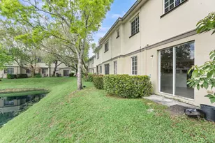 995 Abaco Ln, Riviera Beach, FL 33404 - Photo 35