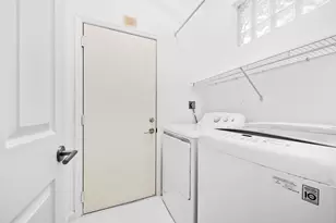7825 Aberdeen Lakes Dr, Boynton Beach, FL 33472 - Photo 25
