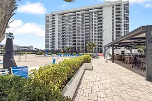 525 N Ocean Blvd, Pompano Beach, FL 33062 - Photo 23