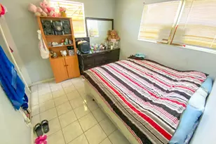 527 48th St, West Palm Beach, FL 33407 - Photo 11