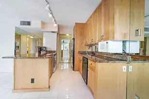 2121 N Ocean Blvd, Boca Raton, FL 33431 - Photo 13