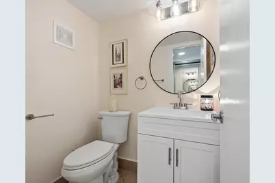 314 Brighton #H, Boca Raton, FL 33434 - Photo 11