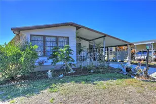 1352 Barefoot Cir, Barefoot Bay, FL 32976 - Photo 9