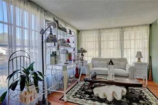 1352 Barefoot Cir, Barefoot Bay, FL 32976 - Photo 5