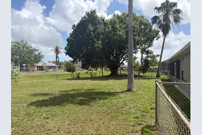 192 SW North Wakefield Circle, Port Saint Lucie, FL 34953 - Photo 19