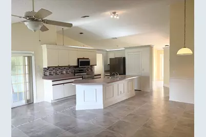 192 SW North Wakefield Circle, Port Saint Lucie, FL 34953 - Photo 7