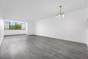 8040 Hampton Blvd, North Lauderdale, FL 33068 - Photo 9