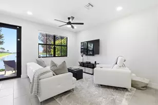 8403 Lakeview Trail, Parkland, FL 33076 - Photo 9