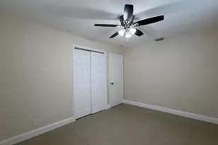 4081 NW 35th Ave, Lauderdale Lakes, FL 33309 - Photo 9