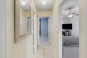 2363 SE Breckenridge Cir, Port Saint Lucie, FL 34952 - Photo 21