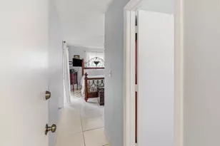 2363 SE Breckenridge Cir, Port Saint Lucie, FL 34952 - Photo 25