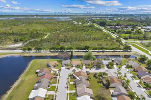 2363 SE Breckenridge Cir, Port Saint Lucie, FL 34952 - Photo 3