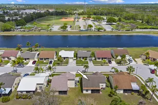 2363 SE Breckenridge Cir, Port Saint Lucie, FL 34952 - Photo 7