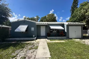 308 SE 22nd St, Fort Lauderdale, FL 33316 - Photo 1