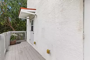 518 Biscayne Dr, West Palm Beach, FL 33401 - Photo 17