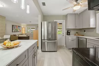 397 NW 48th Street, Oakland Park, FL 33309 - Photo 5