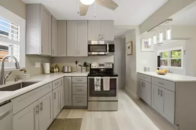 397 NW 48th Street, Oakland Park, FL 33309 - Photo 5