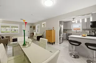 397 NW 48th St, Oakland Park, FL 33309 - Photo 3