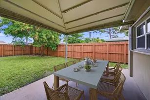 397 NW 48th St, Oakland Park, FL 33309 - Photo 9