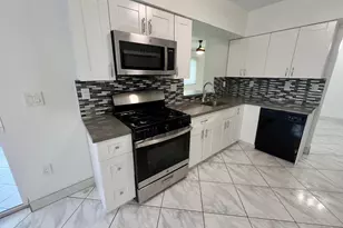 8640 Wilshire Dr, Miramar, FL 33025 - Photo 17