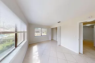 609 White Water Dr, West Palm Beach, FL 33413 - Photo 17