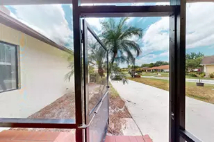 609 White Water Dr, West Palm Beach, FL 33413 - Photo 3