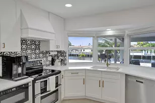 5711 Bayview Dr, Fort Lauderdale, FL 33308 - Photo 9