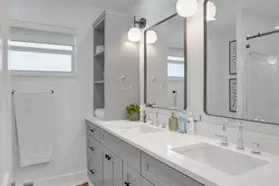 5711 Bayview Dr, Fort Lauderdale, FL 33308 - Photo 29