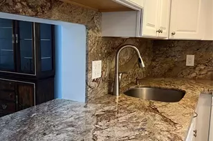 2615 NE 3rd Ct, Boynton Beach, FL 33435 - Photo 5