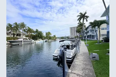 470 Paradise Isle Boulevard #204, Hallandale Beach, FL 33009 - Photo 45