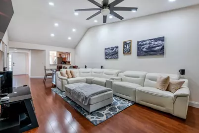 7599 Glendevon Lane #1507, Delray Beach, FL 33446 - Photo 13